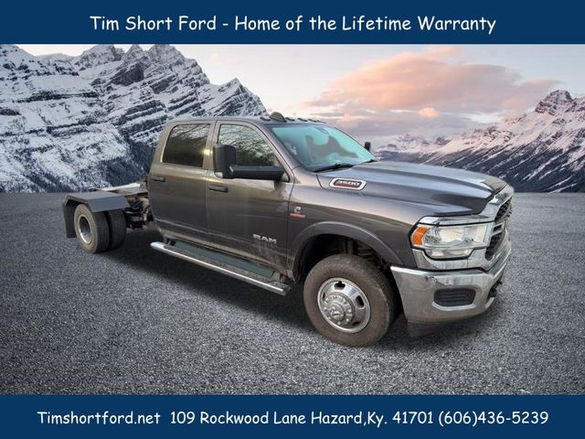 2022 RAM Ram 3500 Chassis Cab Tradesman