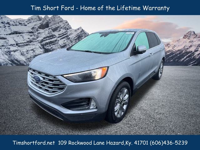2024 Ford Edge Titanium's photo