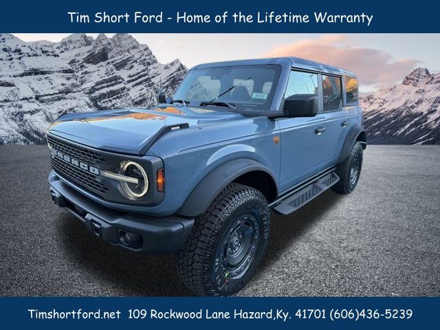 2025 Ford Bronco Badlands photo 2