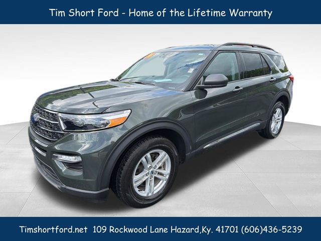 2024 Ford Explorer XLT 4WD's photo