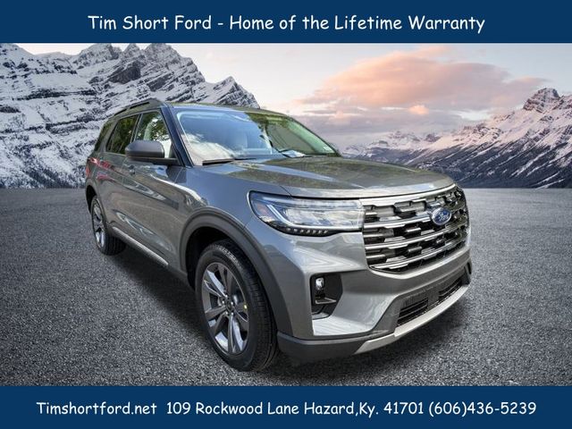 2025 Ford Explorer photo 3
