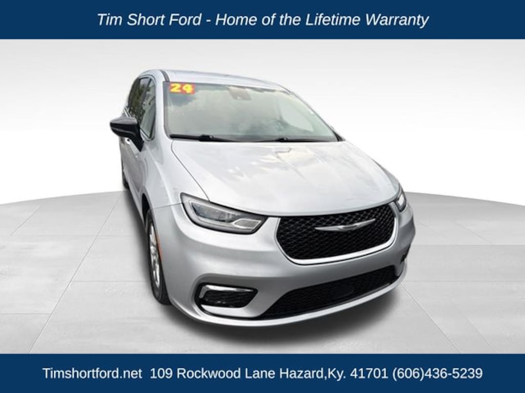 Used 2024 Chrysler Pacifica Touring L Van Passenger Van