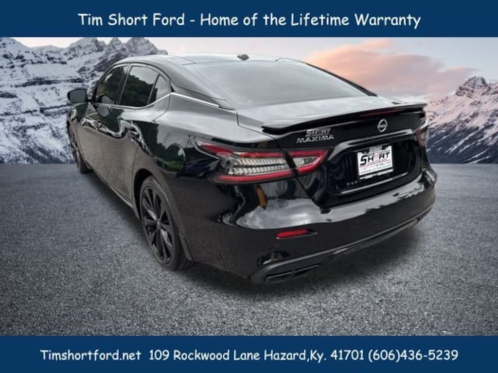 Used 2023 Nissan Maxima SR Sedan