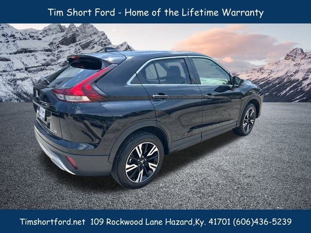 2023 Mitsubishi Eclipse Cross SE photo 4