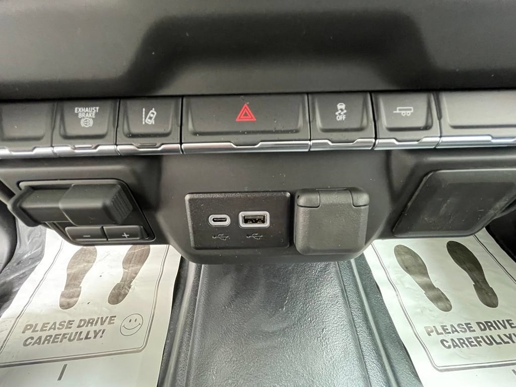 2025 GMC Sierra 2500HD Pro - Photo 19