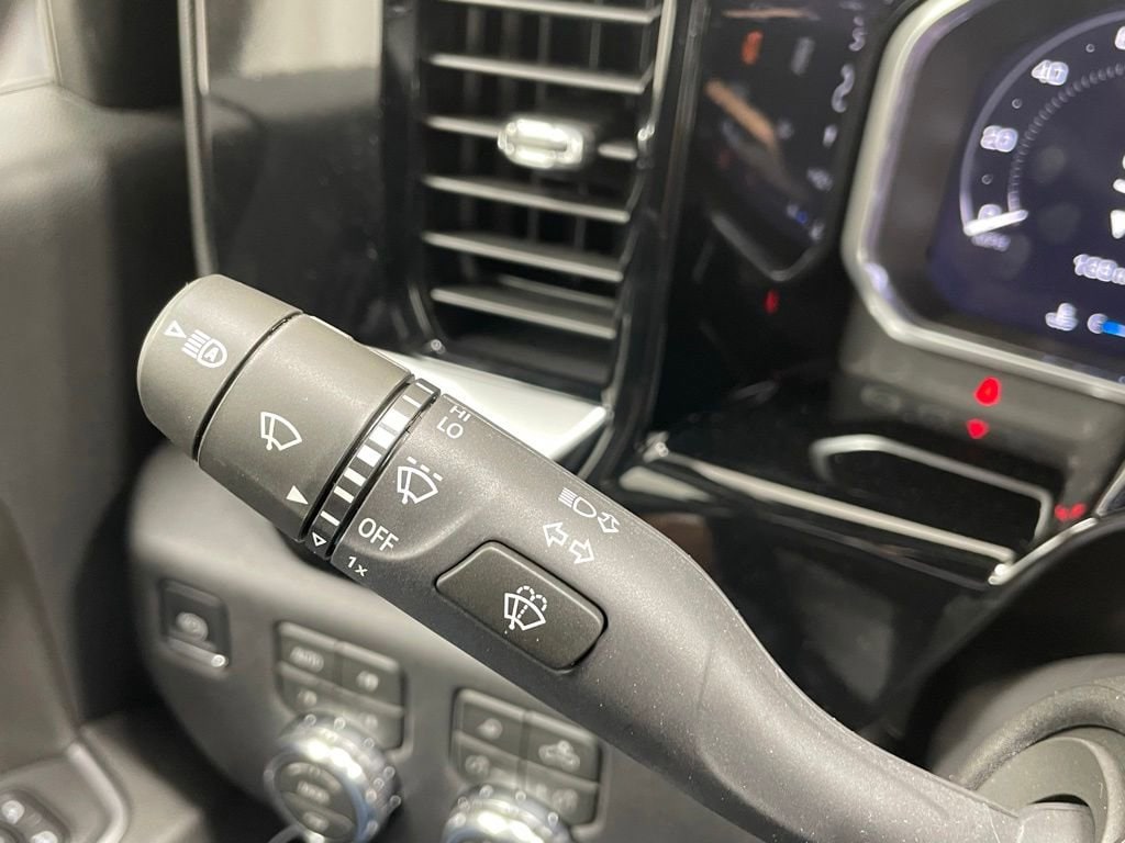 2026 GMC Sierra 3500HD SLT - Photo 32
