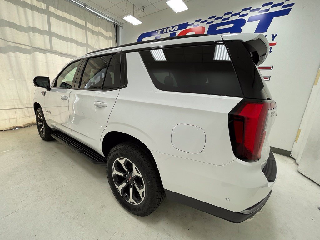 2027 GMC Yukon AT4 - Photo 9