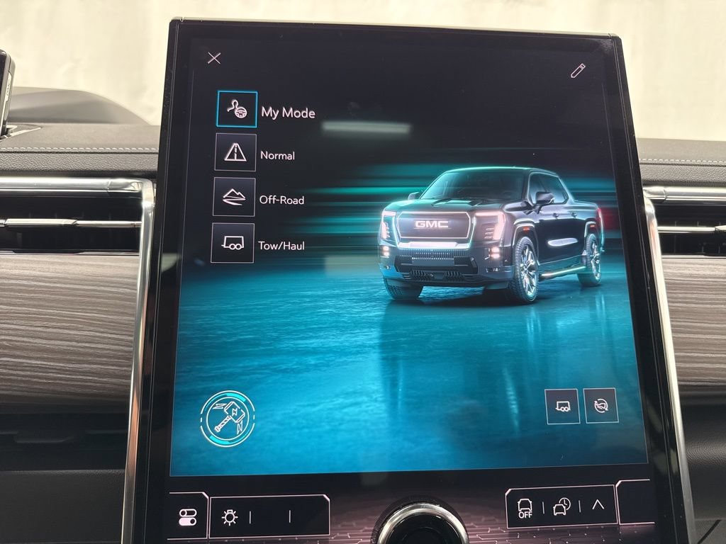 2025 GMC Sierra EV Denali - Photo 31