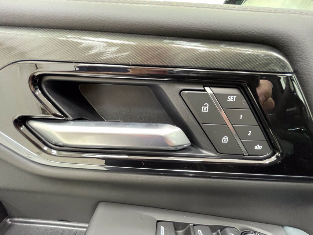 2027 GMC Yukon AT4 - Photo 16
