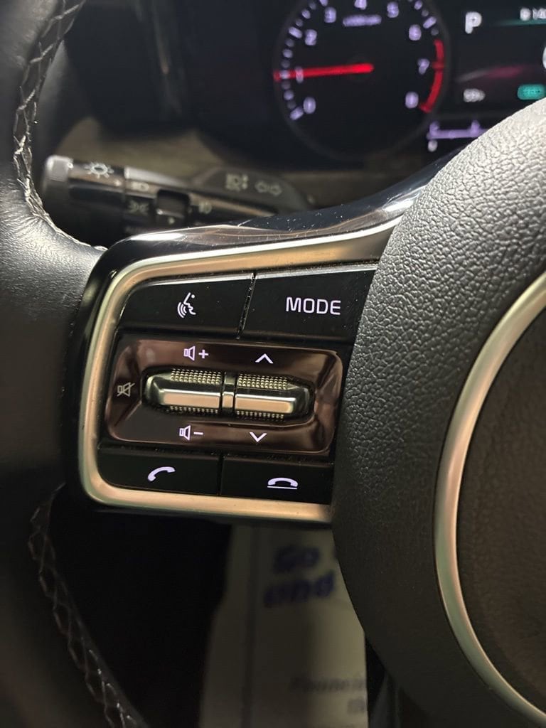 2022 Kia Sorento EX - Photo 14
