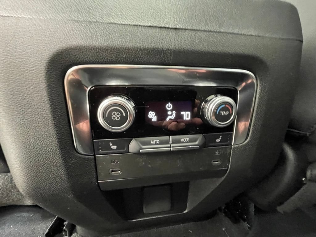 2026 GMC Yukon XL AT4 - Photo 16