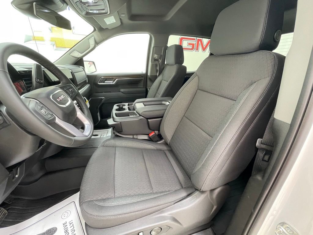 2026 GMC Sierra 1500 SLE - Photo 11