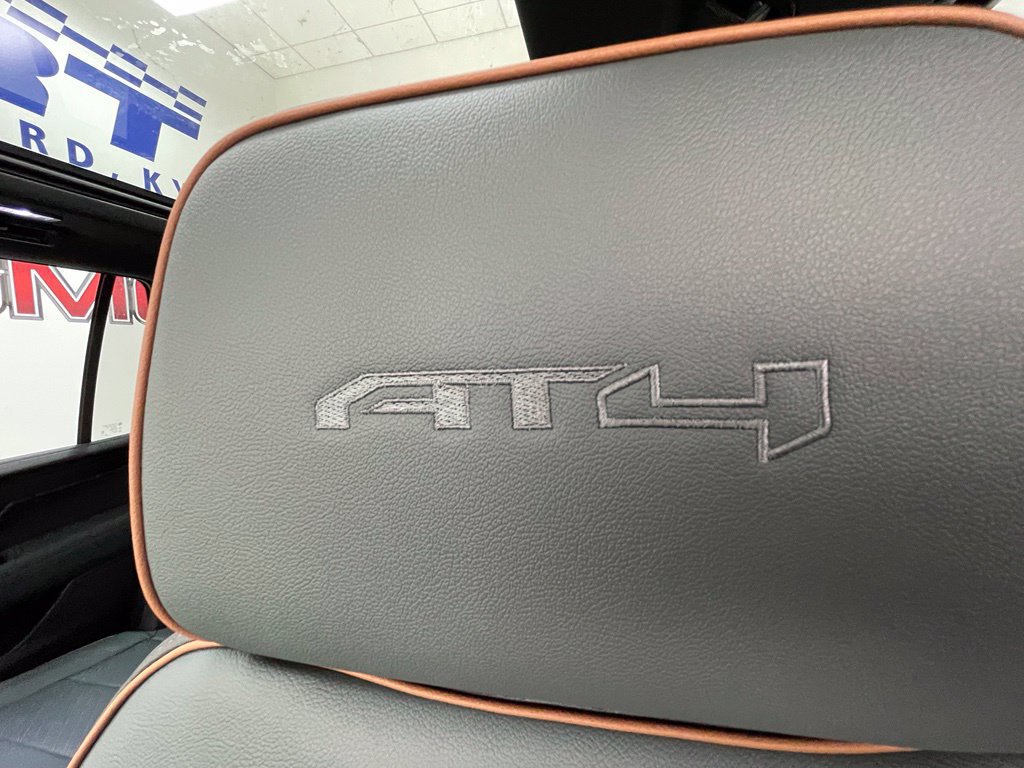 2027 GMC Yukon AT4 - Photo 23
