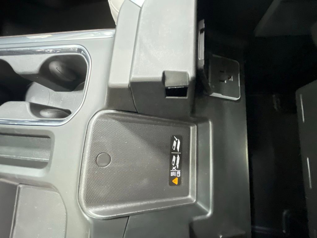 2026 GMC Sierra 1500 SLT - Photo 23