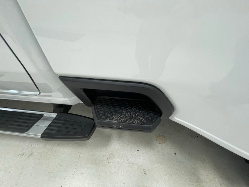 2026 GMC Sierra 3500HD SLT - Photo 10