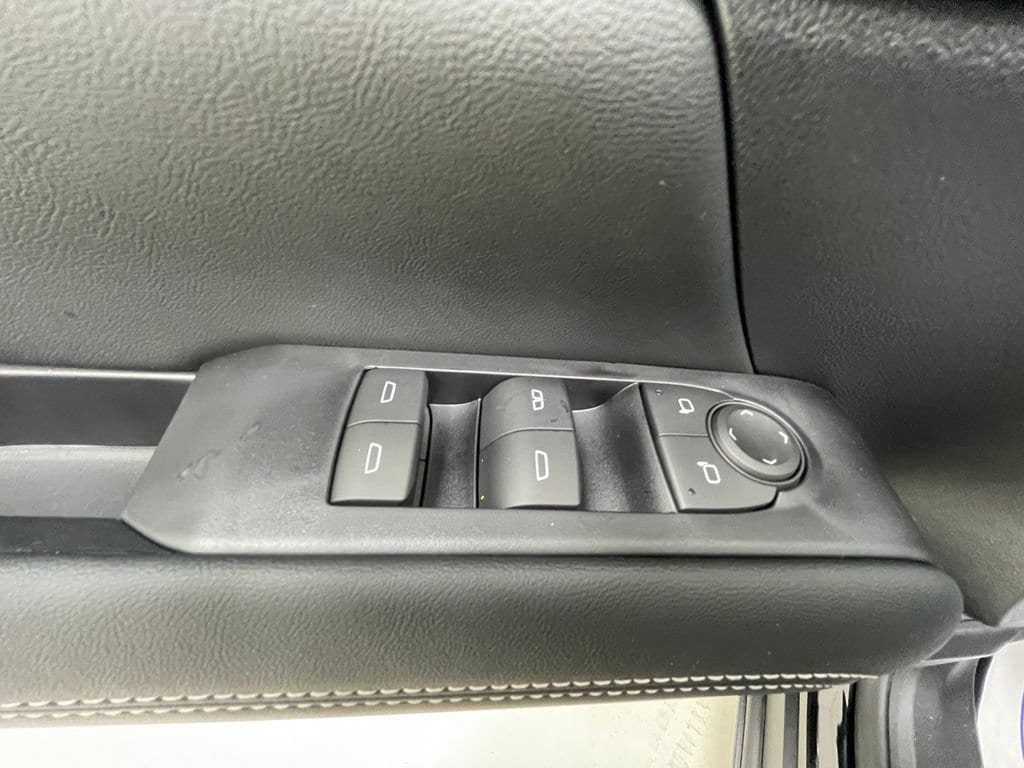 2027 GMC Terrain Elevation - Photo 14