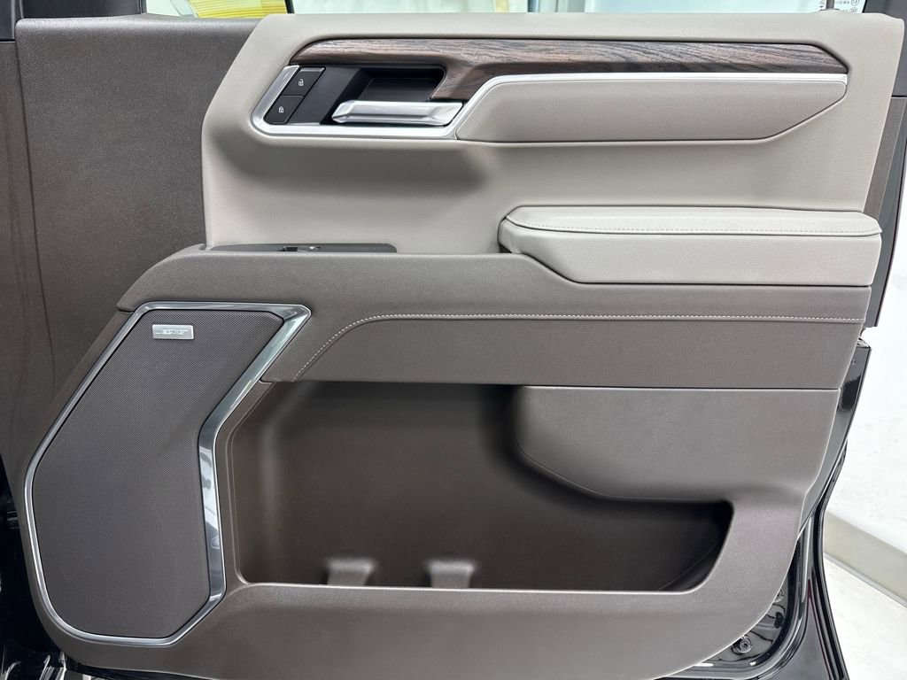 2026 GMC Sierra 1500 SLT - Photo 8
