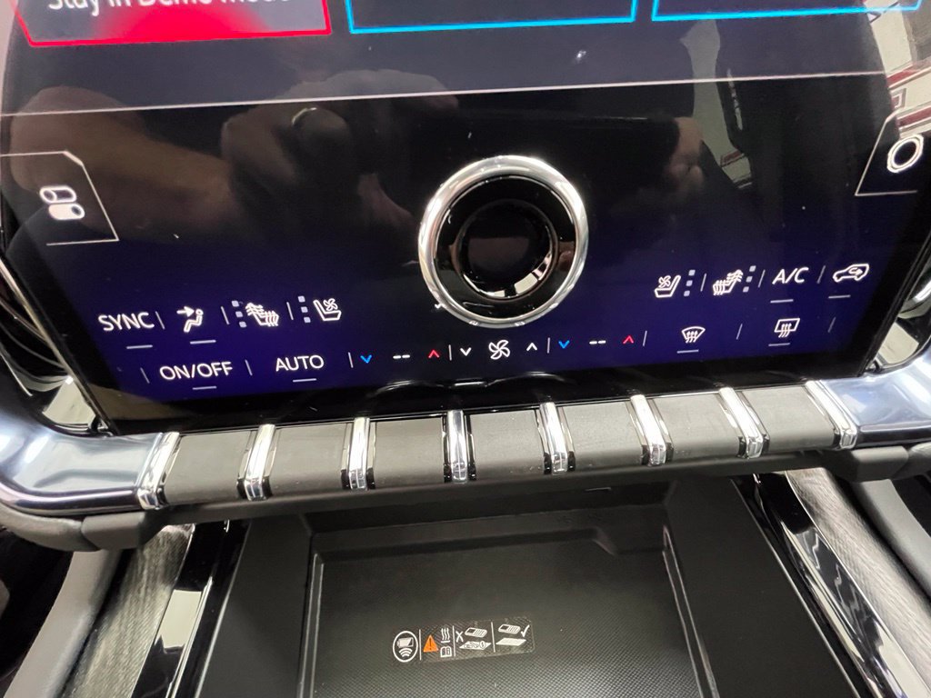2027 GMC Yukon AT4 - Photo 30