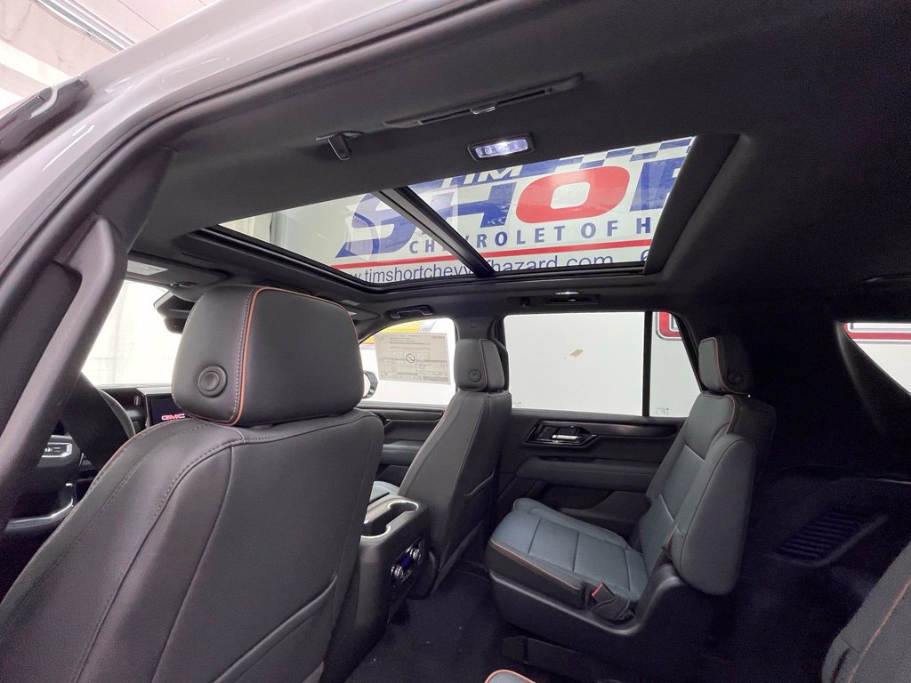 2027 GMC Yukon AT4 - Photo 13