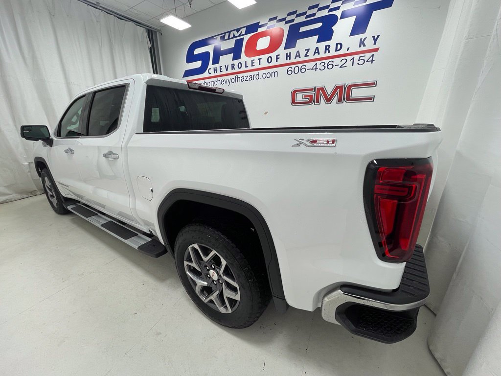2026 GMC Sierra 1500 SLT - Photo 6
