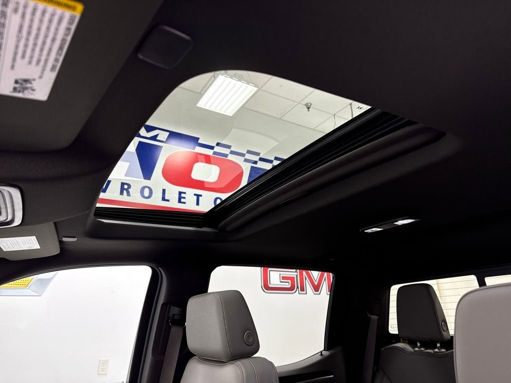 2026 GMC Sierra 1500 SLT - Photo 20