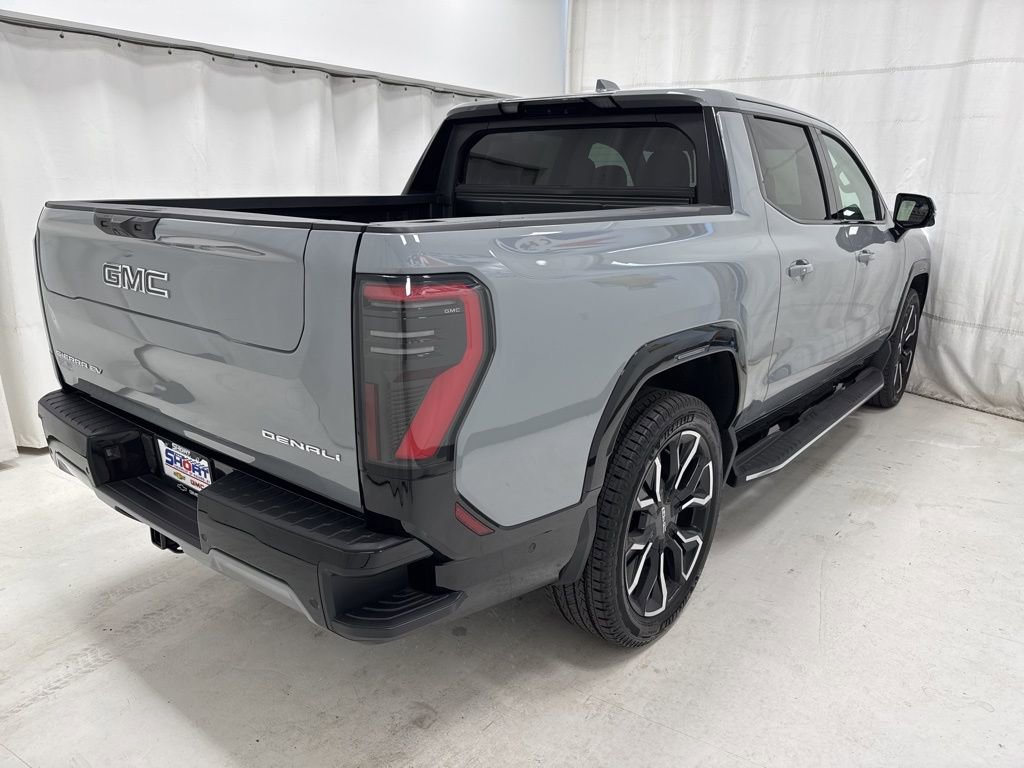 2025 GMC Sierra EV Denali - Photo 4