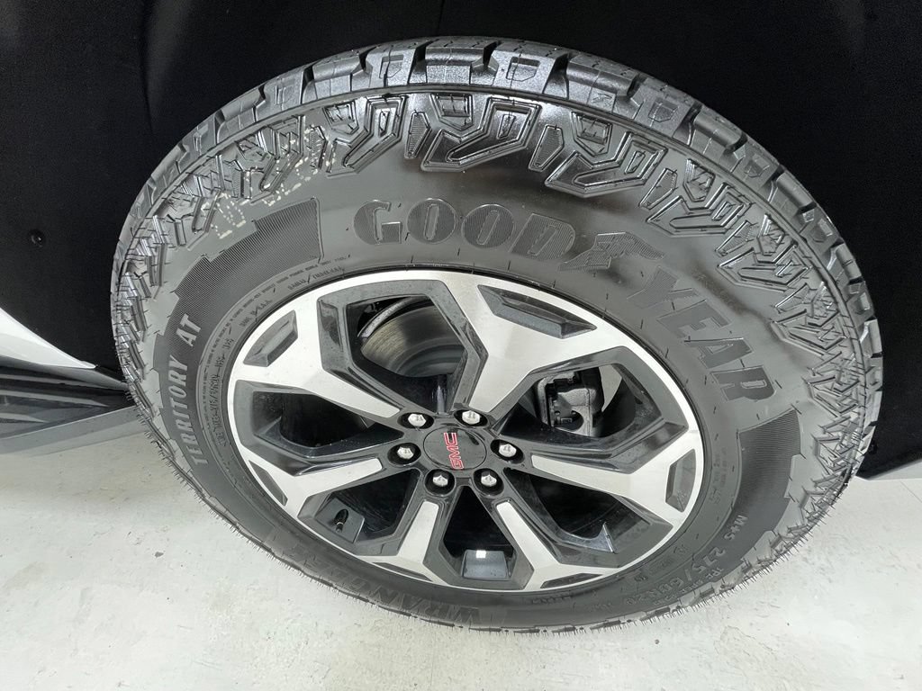 2026 GMC Yukon XL AT4 - Photo 12