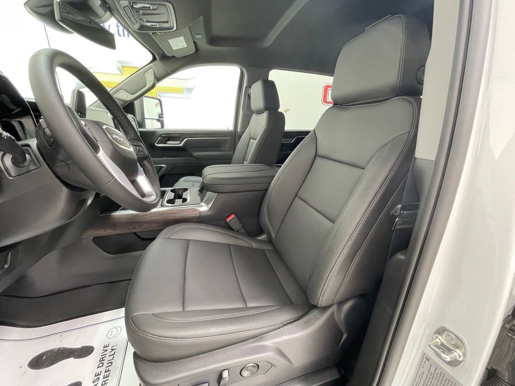 2026 GMC Sierra 3500HD SLT - Photo 19