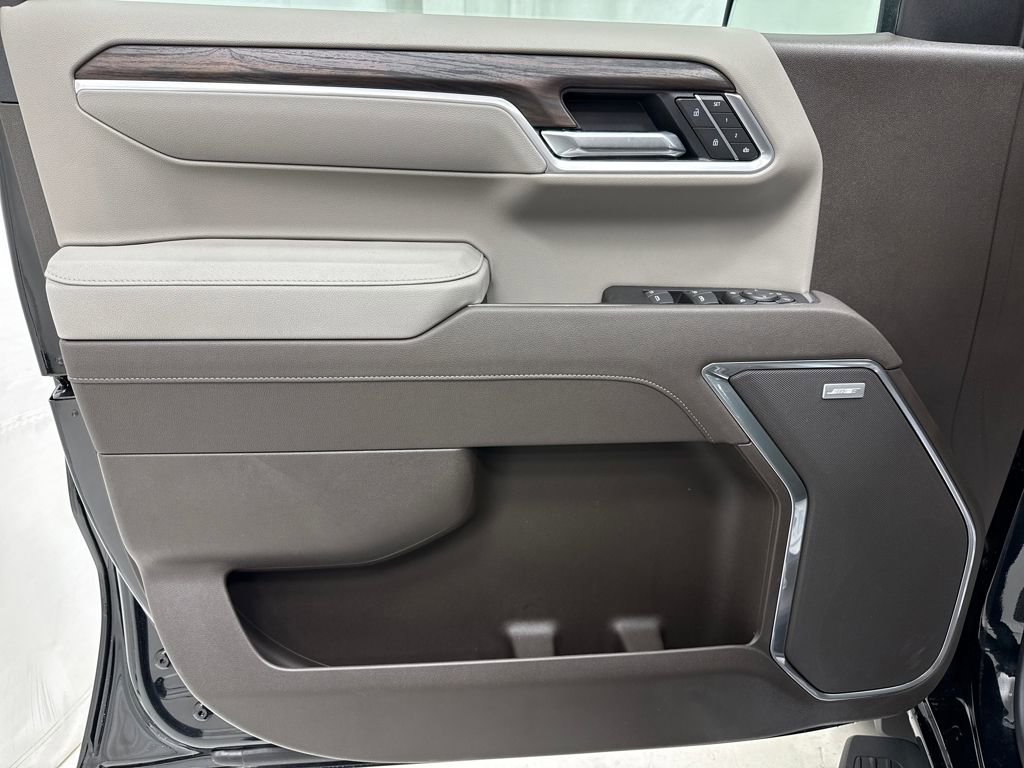 2026 GMC Sierra 1500 SLT - Photo 16