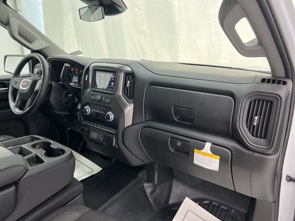2025 GMC Sierra 2500HD Pro - Photo 10