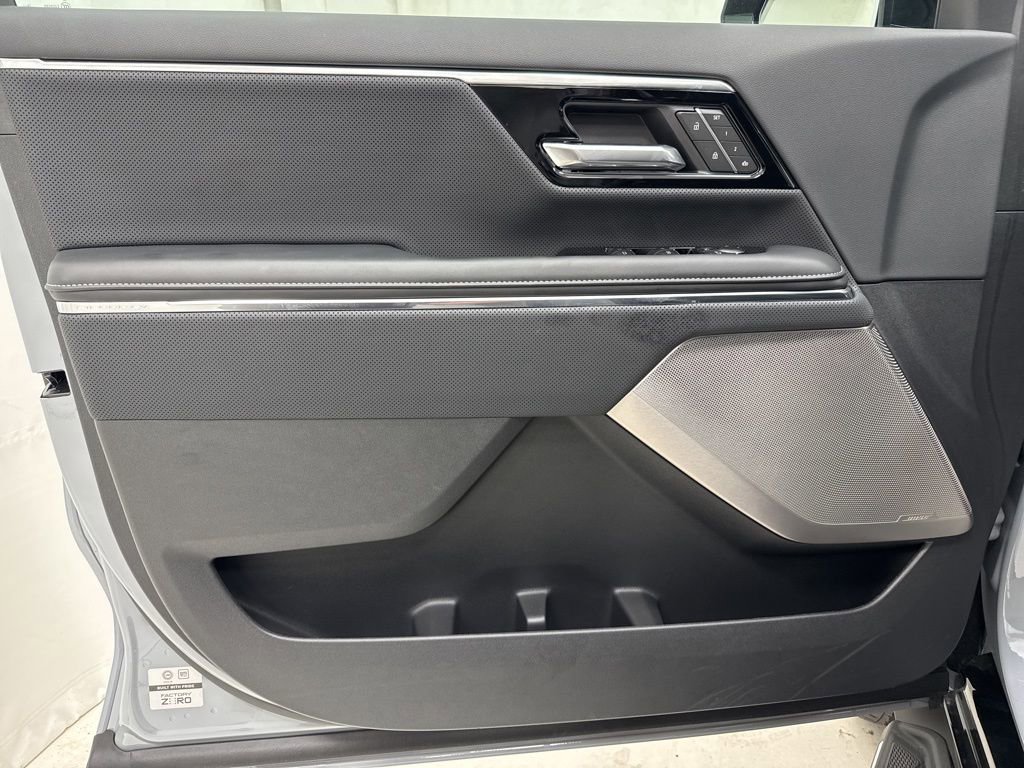 2025 GMC Sierra EV Denali - Photo 16