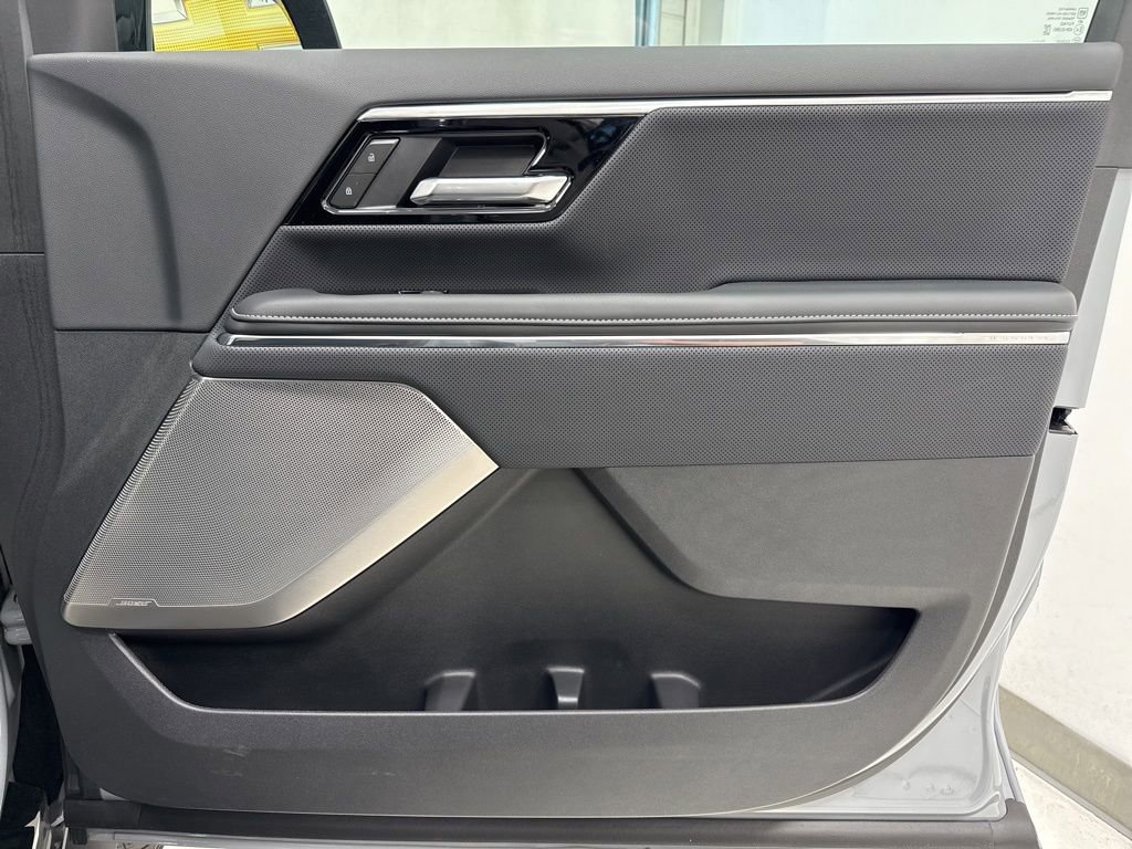 2025 GMC Sierra EV Denali - Photo 8