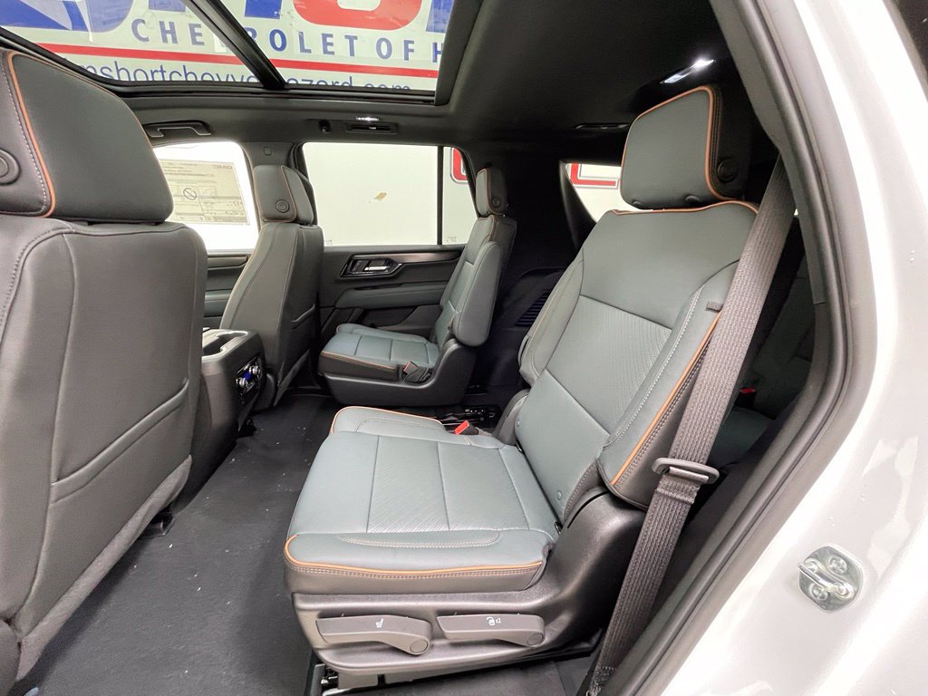 2027 GMC Yukon AT4 - Photo 14