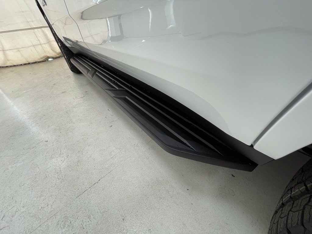2027 GMC Yukon AT4 - Photo 12