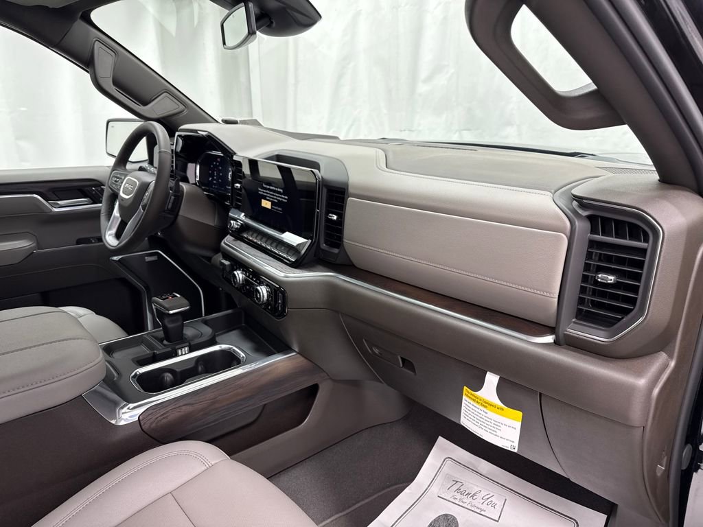 2026 GMC Sierra 1500 SLT - Photo 10