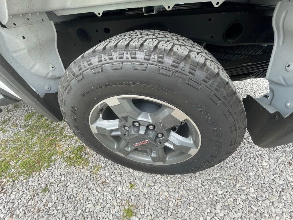 2026 GMC Sierra 2500HD SLE - Photo 9