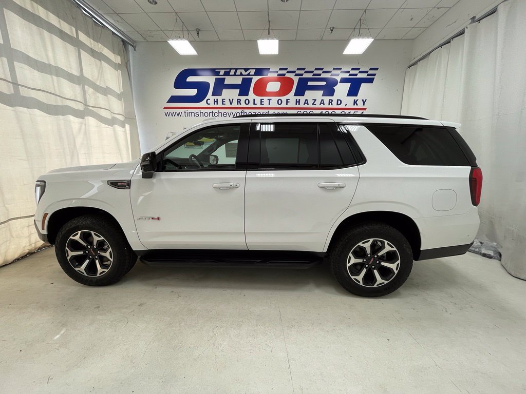 2027 GMC Yukon AT4 - Photo 10