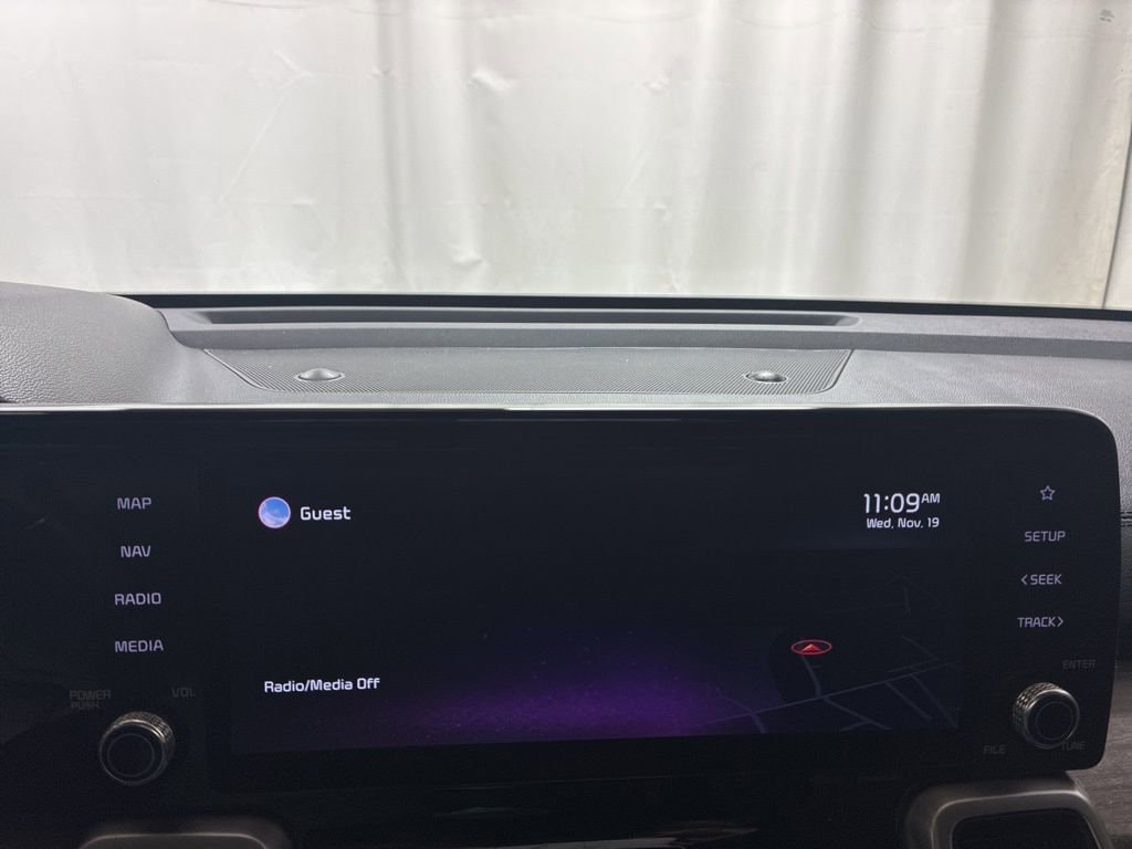 2022 Kia Sorento EX - Photo 10