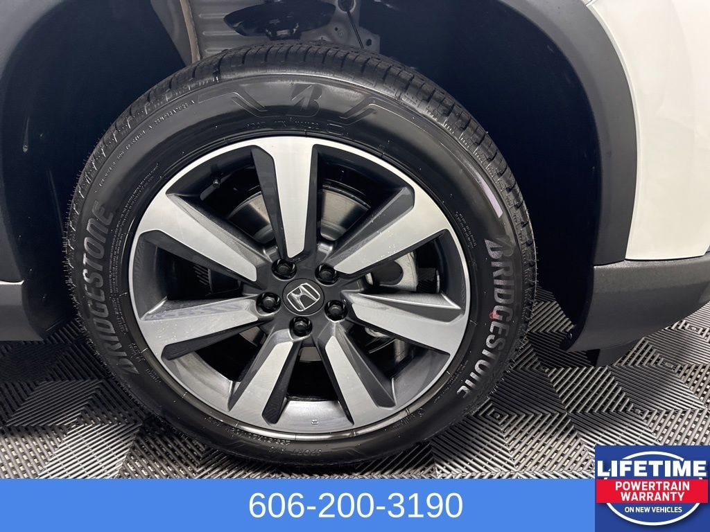 New 2025 Honda Pilot Elite SUV