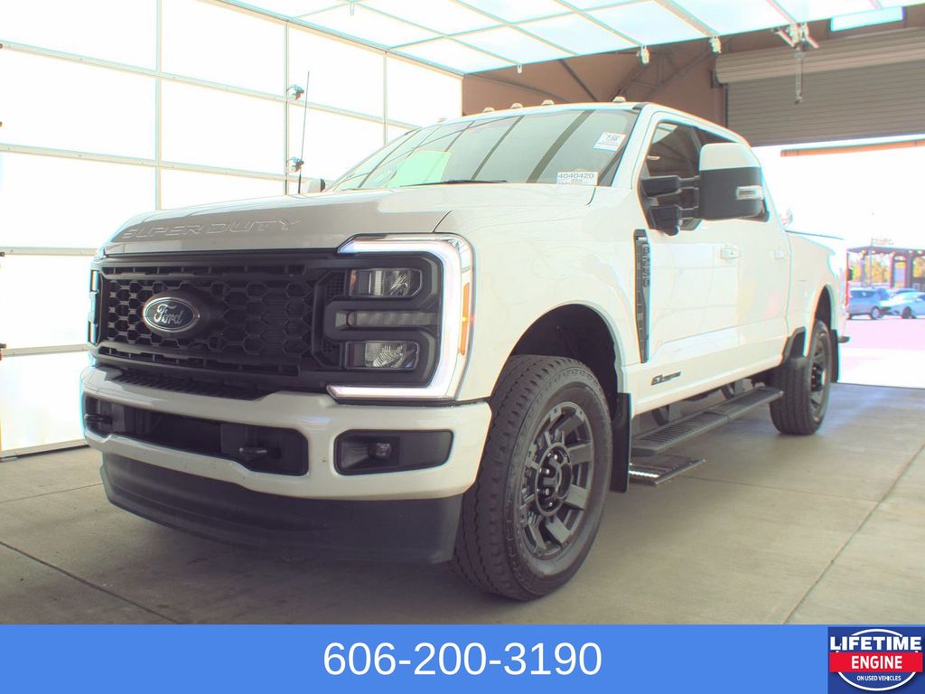 2023 Ford F-250 Super Duty Lariat's photo