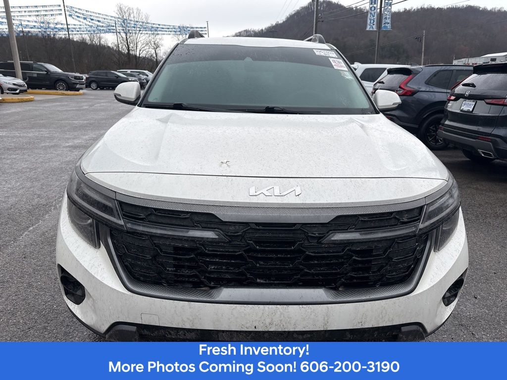 2024 Kia Seltos S X-Line photo 3