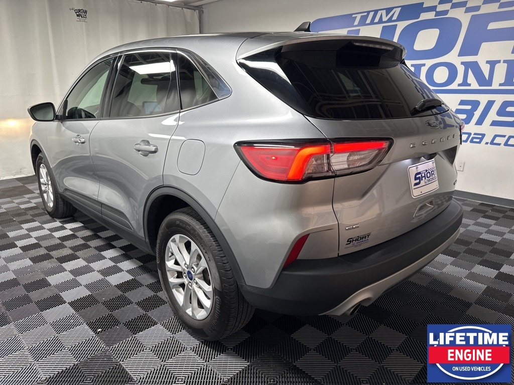 Used 2022 Ford Escape SE with VIN 1FMCU9G67NUB90990 for sale in Ivel, KY