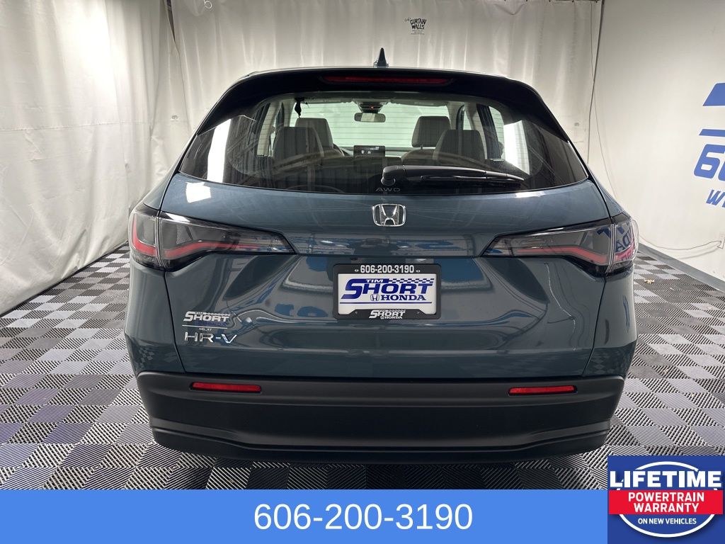 2025 Honda HR-V LX photo 3