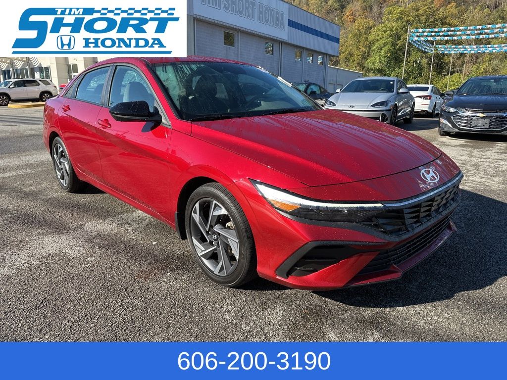 2025 Hyundai Elantra SEL