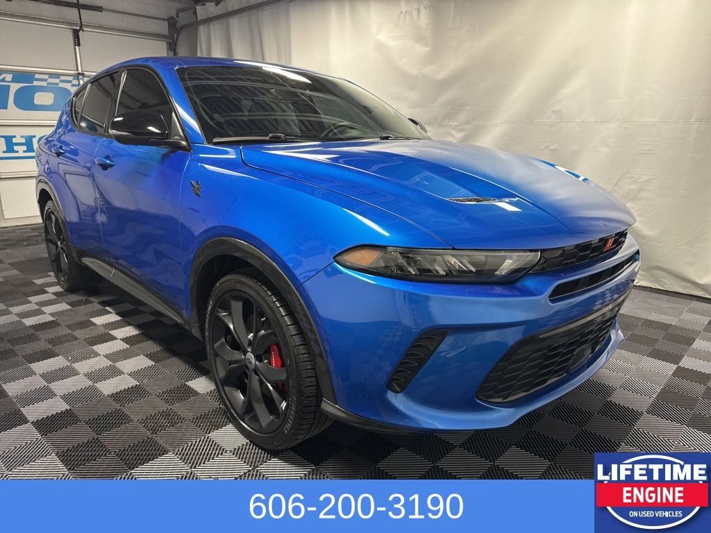 2024 Dodge Hornet R/T photo 3