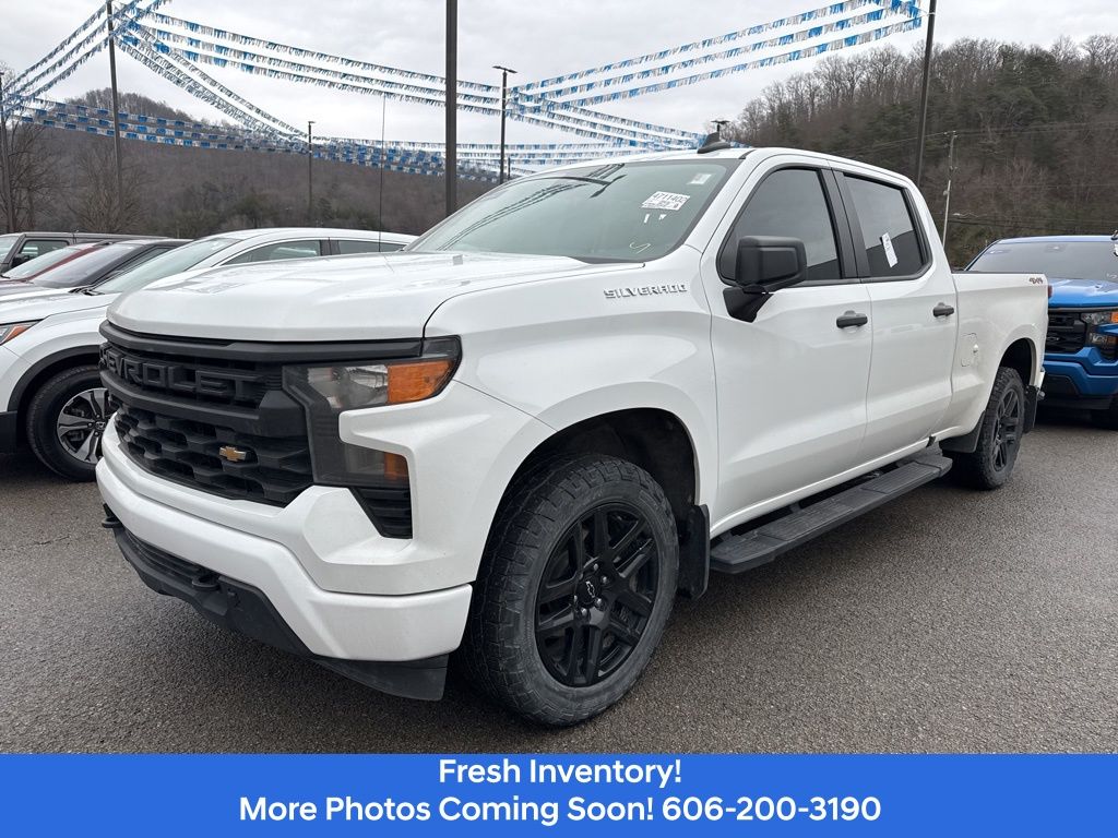 2023 Chevrolet Silverado 1500 Custom's photo