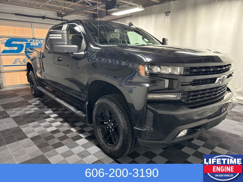 2021 Chevrolet Silverado 1500 RST photo 2