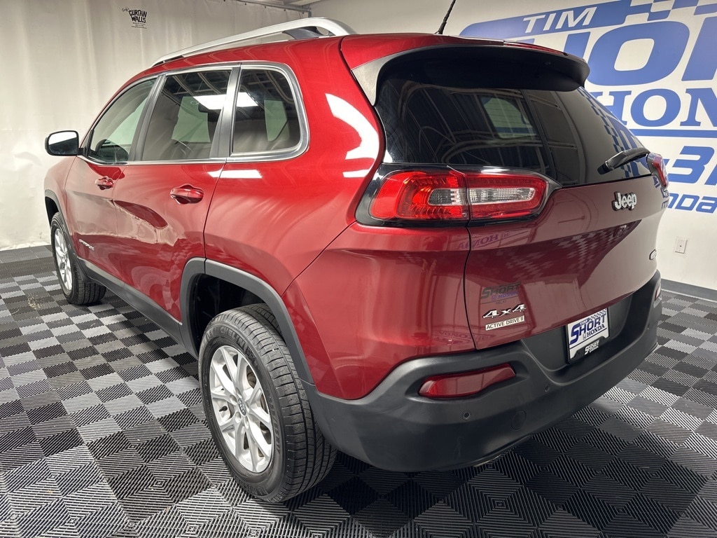 Used 2015 Jeep Cherokee Latitude with VIN 1C4PJMCB1FW578307 for sale in Ivel, KY