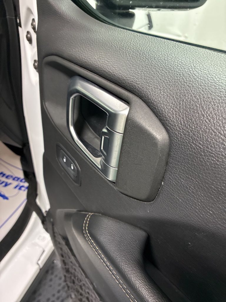 2020 Jeep Wrangler Unlimited Sahara - Photo 25