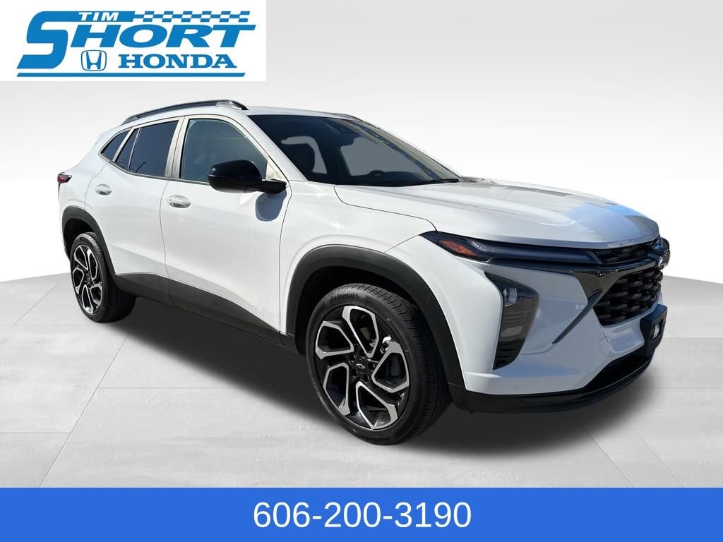 Used 2024 Chevrolet Trax 2RS SUV